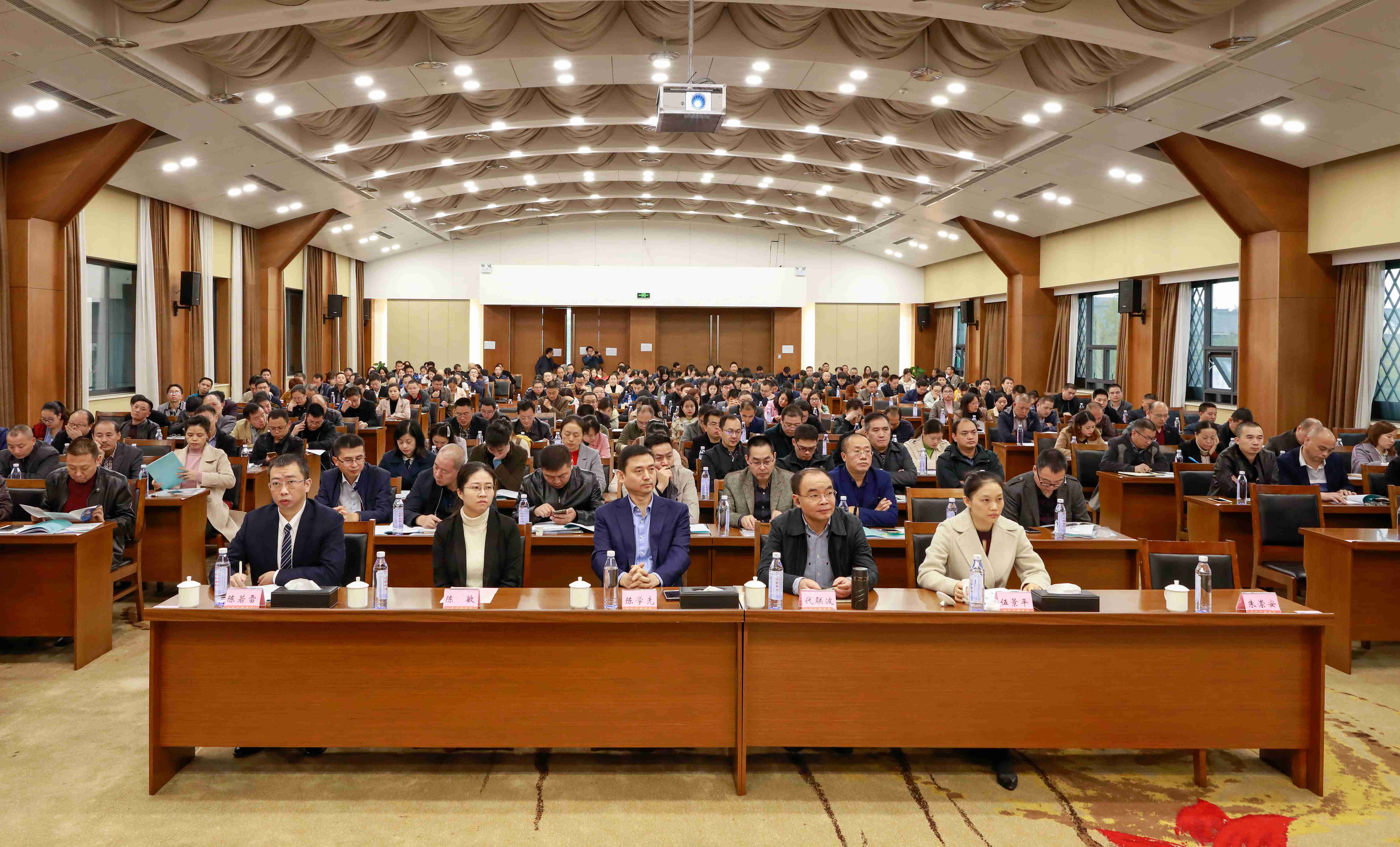 微信圖片_20191027103914_副本.jpg